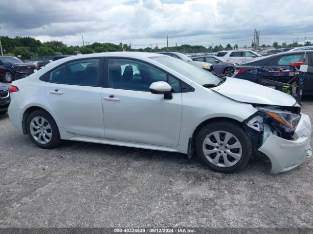 5YFB4MDE3PP058081 Toyota COROLLA LE