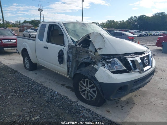 2015 1N6AD0CW8FN761943 main image