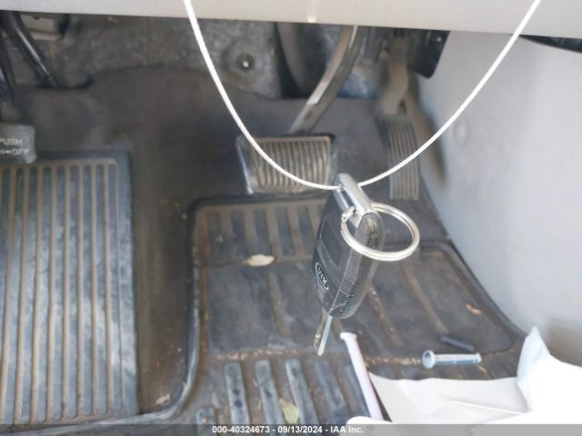 KNDMB5C16F6060934 KIA SEDONA LX