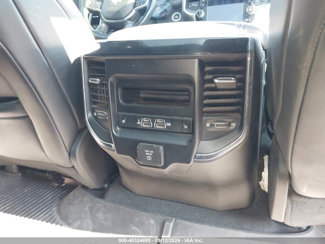 RAM 1500 Laramie  4x4 6'4 Box 2019 1C6SRFRT2KN802173 Image 17