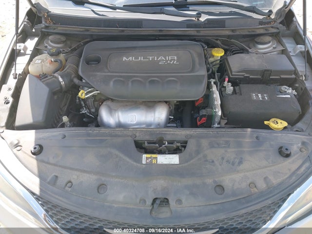 1C3CCCAB1FN665818 Chrysler 200 Limited