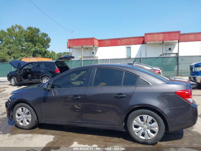 1G1PA5SG8E7197347 Chevrolet Cruze Ls Auto