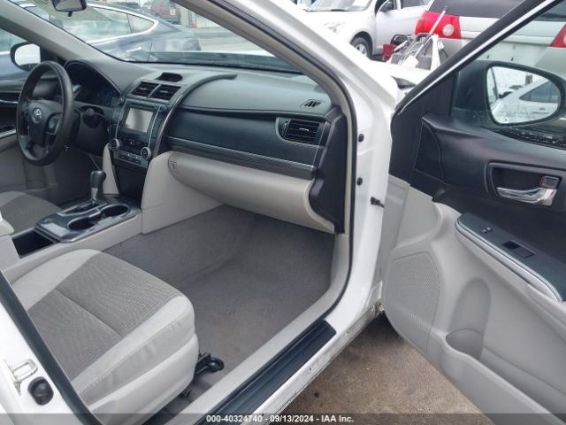 4T1BD1FK1EU099581 Toyota Camry Hybrid Le
