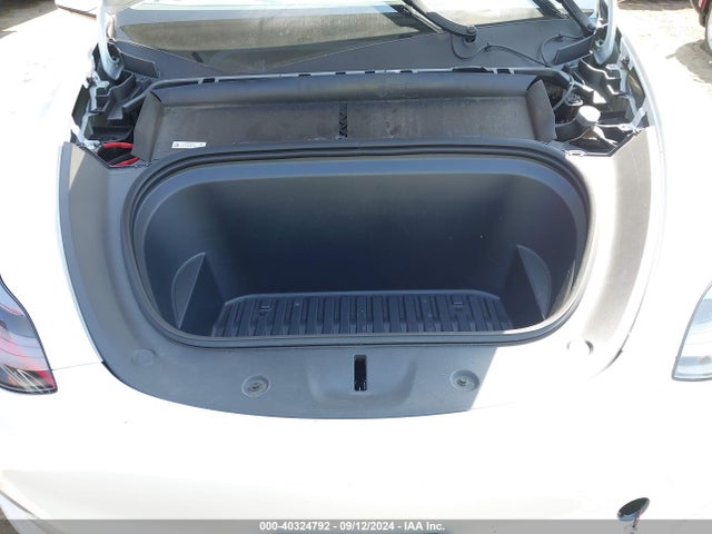 2023 TESLA MODEL Y 7SAYGAEE0PF794358 Photo 9