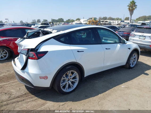 2023 TESLA MODEL Y 7SAYGAEE0PF794358 Photo 3