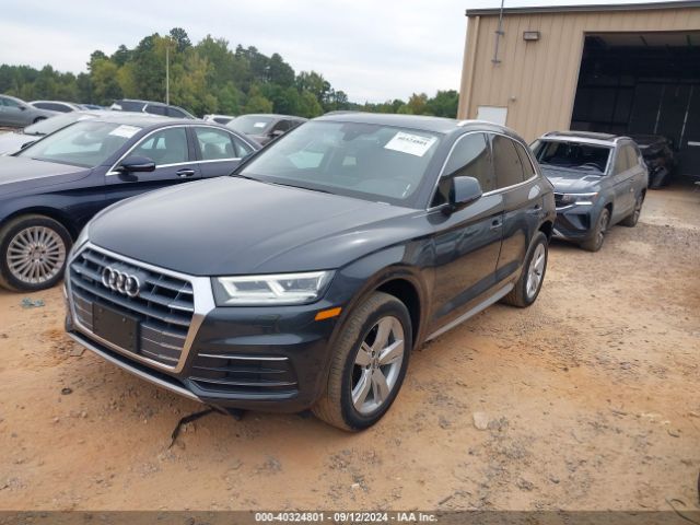 WA1BNAFY9J2220069 Audi Q5 2.0t Premium/2.0t Tech Premium