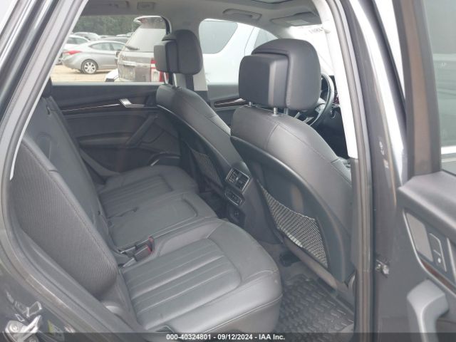 WA1BNAFY9J2220069 Audi Q5 2.0t Premium/2.0t Tech Premium