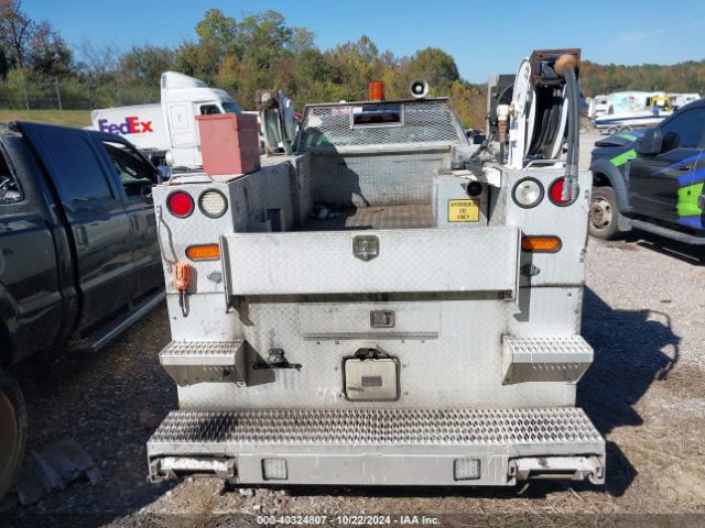 1GB2KYEG8FZ519216 Chevrolet Silverado 3500hd Wt