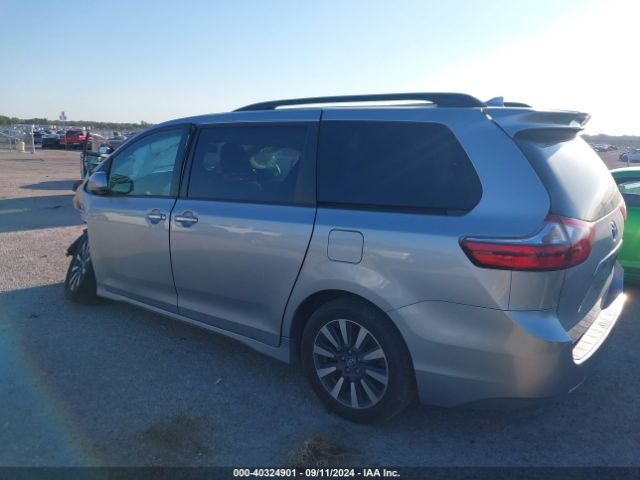 5TDDZ3DC8LS240749 Toyota SIENNA XLE
