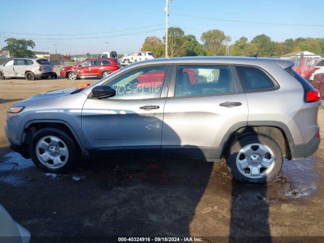 1C4PJLAB8EW104270 Jeep Cherokee Sport
