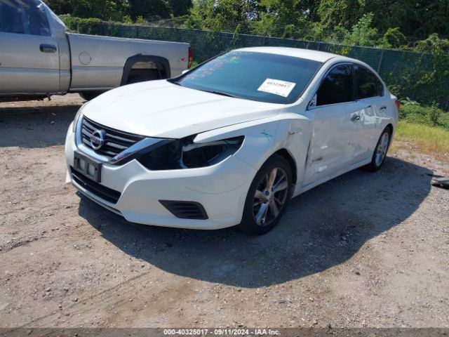 1N4AL3AP1HN351612 Nissan Altima 2.5 S