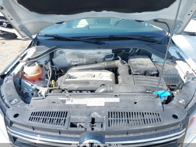 WVGAV7AX5FW507715 Volkswagen TIGUAN SE