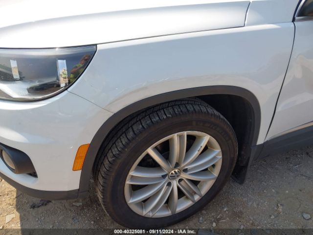 WVGAV7AX5FW507715 Volkswagen TIGUAN SE