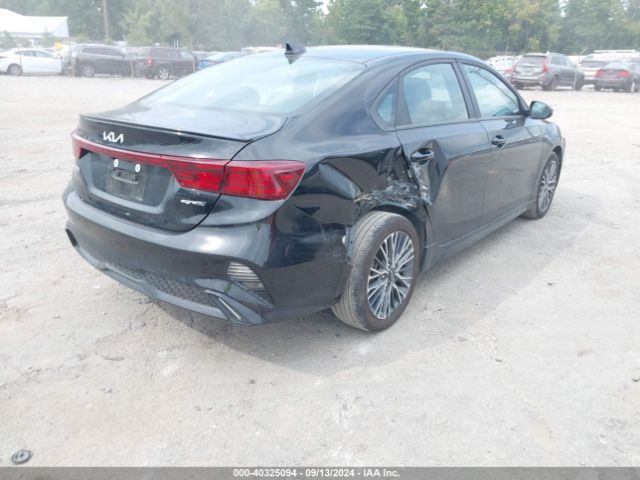 3KPF54AD2PE586514 KIA Forte Gt-line