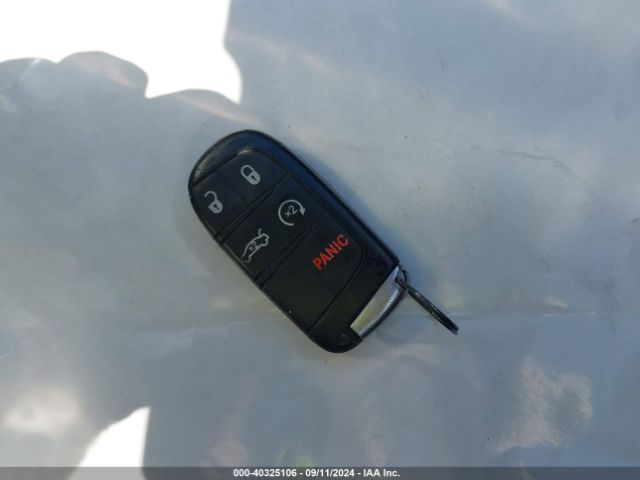 1C3CCCEG0FN668764 Chrysler 200 C