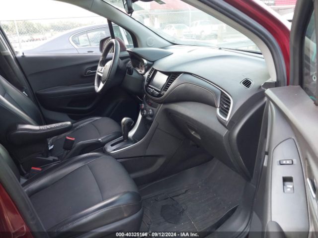 3GNCJLSB0HL157124 Chevrolet Trax Lt