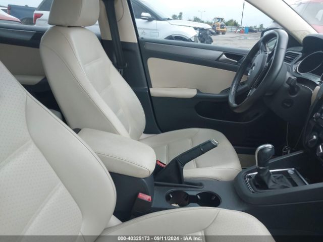 3VWLA7AJ1FM342084 Volkswagen Jetta 2.0l Tdi Se
