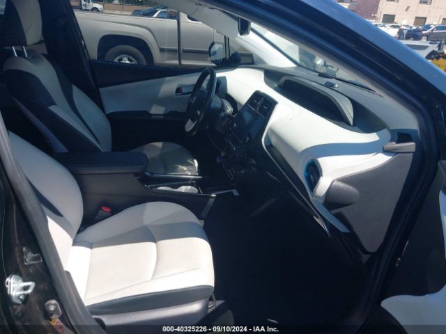 JTDKARFU0G3011335 Toyota Prius Four