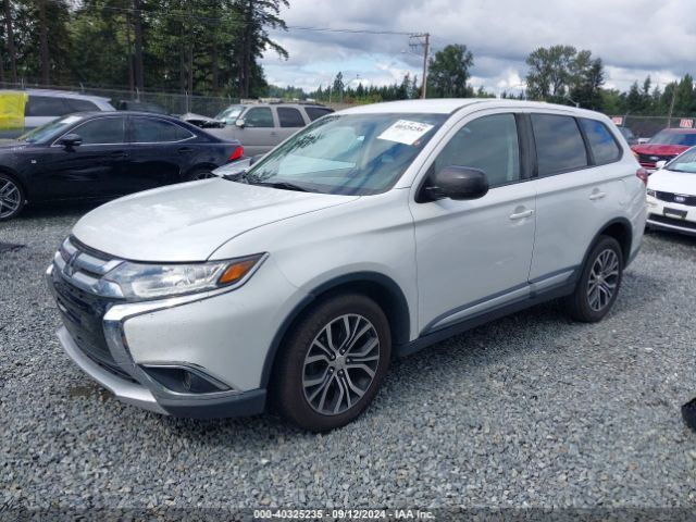 JA4AZ2A37HZ017877 Mitsubishi Outlander Es