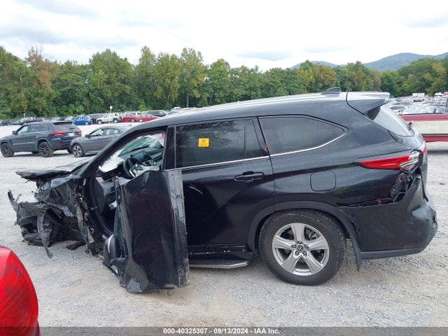 5TDBZRBHXMS549763 Toyota Highlander Le