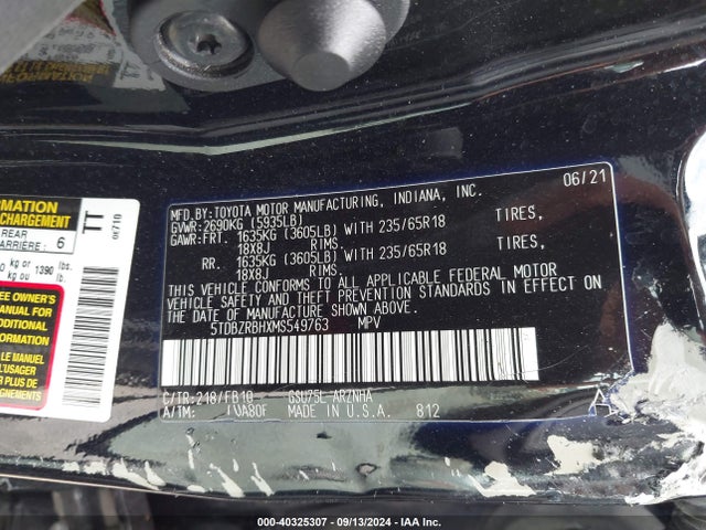 5TDBZRBHXMS549763 Toyota Highlander Le