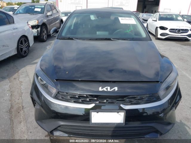 3KPF24AD1NE503774 KIA Forte Lxs