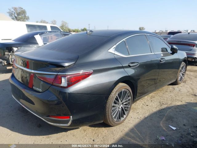 58ADA1C18PU035286 Lexus ES 300H