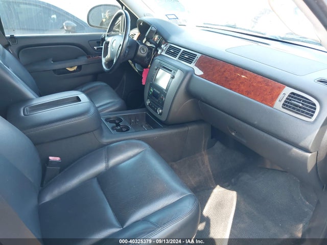 1GKS1KE08ER131064 GMC Yukon Xl 1500 Slt