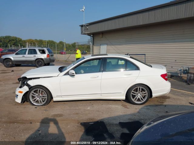 WDDGF8AB2EA954106 Mercedes-Benz C 300 Luxury 4matic/sport 4matic