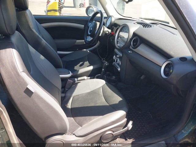 2007 MINI COOPER WMWMF33547TL78823 Photo 4