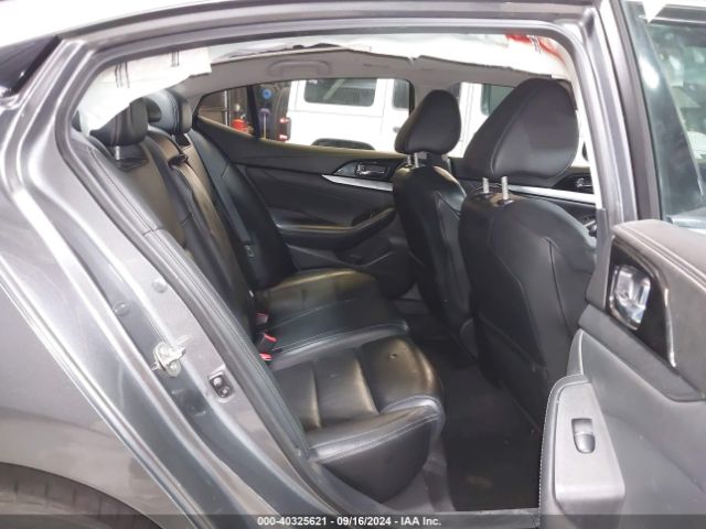 1N4AA6AP4GC430371 Nissan Maxima 3.5 Sl