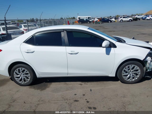 Toyota COROLLA LE 2018 2T1BURHE1JC079817 Image 14