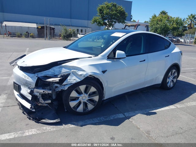 2021 TESLA MODEL Y 5YJYGAEE5MF223036 Photo 1