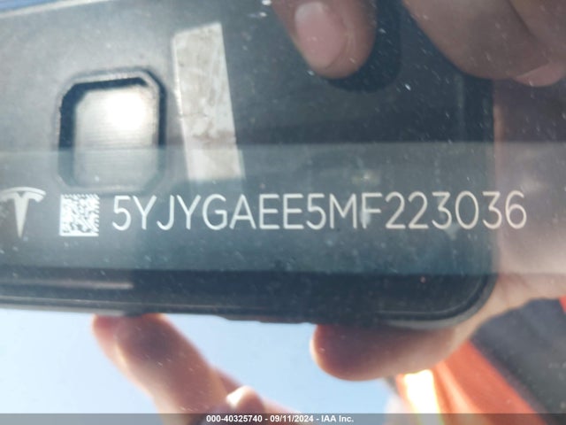 2021 TESLA MODEL Y 5YJYGAEE5MF223036 Photo 8
