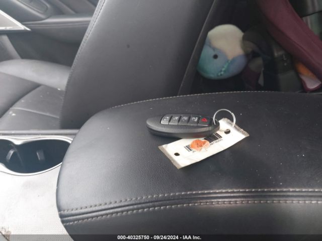 JN1EV7APXHM738293 Infiniti Q50 3.0t Premium
