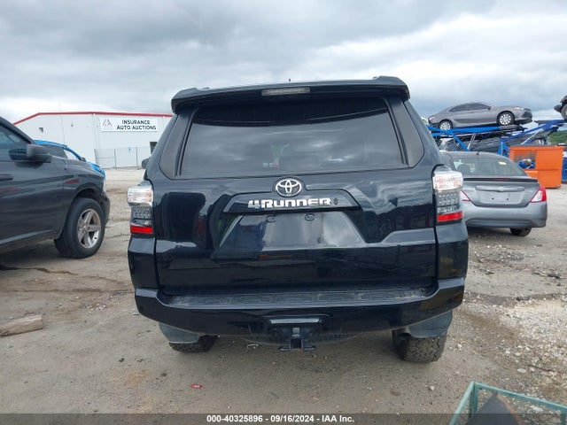 Toyota 4runner Sr5 Premium 2021 JTENU5JR4M5843238 Image 17