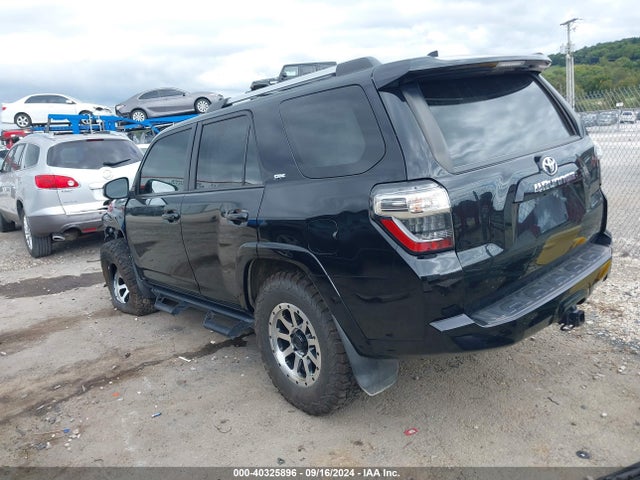 Toyota 4runner Sr5 Premium 2021 JTENU5JR4M5843238 Image 3
