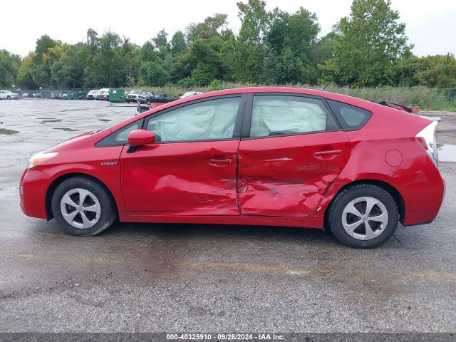 Toyota Prius Three 2014 JTDKN3DU9E1770756 Image 14