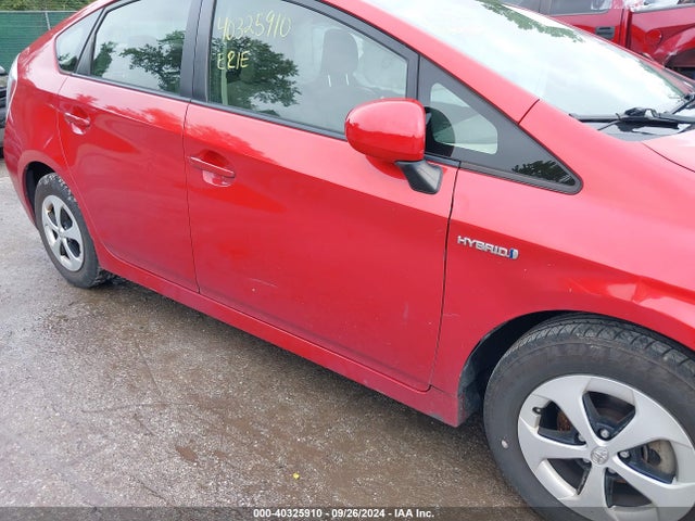 Toyota Prius Three 2014 JTDKN3DU9E1770756 Image 18