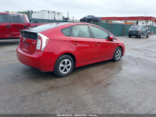 JTDKN3DU9E1770756 Toyota Prius Three