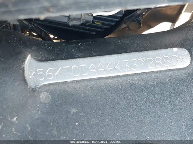 2019 INDIAN MOTORCYCLE CO. CHIEFTAIN 56KTCDAA4K3372889 Photo 9