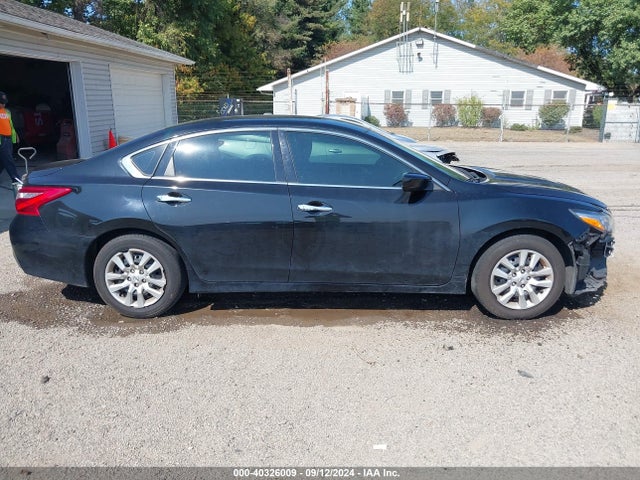 Nissan Altima 2.5 S 2017 1N4AL3AP1HC225729 Image 14