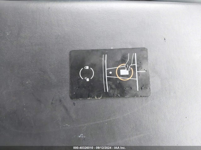 2020 TESLA MODEL Y 5YJYGDEE3LF012661 Photo 10