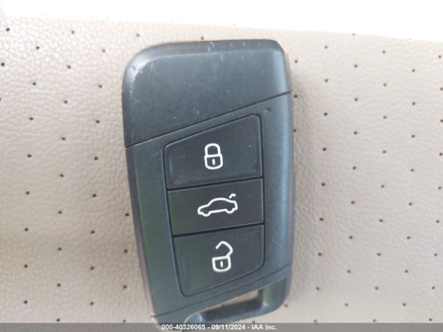 3VWE57BU6KM050527 Volkswagen Jetta 1.4t Sel