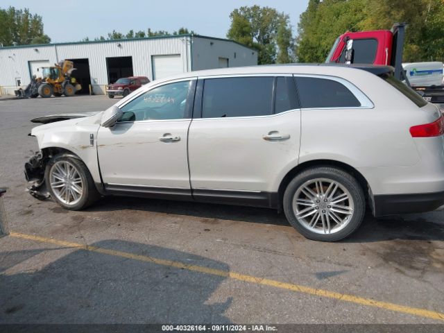 2LMHJ5AT3KBL04012 Lincoln Mkt Reserve