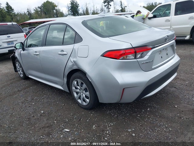 Toyota COROLLA LE 2022 JTDEPMAE6NJ220327 Image 3