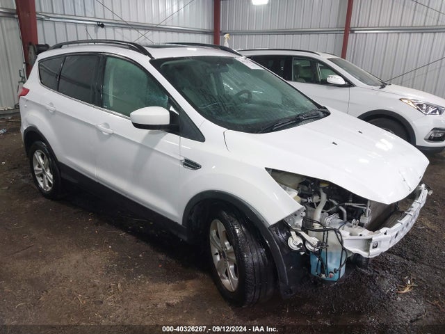 40326267 :رقم المزاد ، 1FMCU0GX1GUC52309 vin ، 2016 Ford Escape Se مزاد بيع