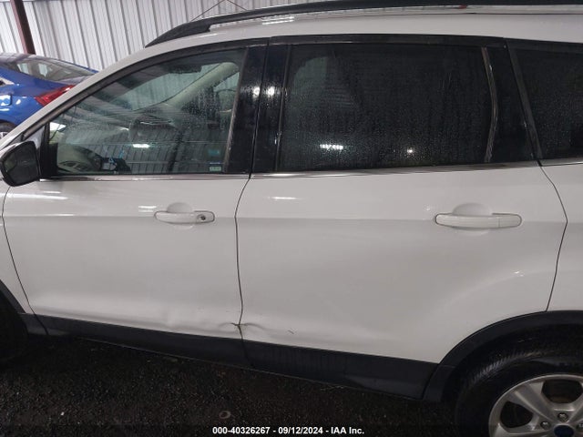 40326267 :رقم المزاد ، 1FMCU0GX1GUC52309 vin ، 2016 Ford Escape Se مزاد بيع
