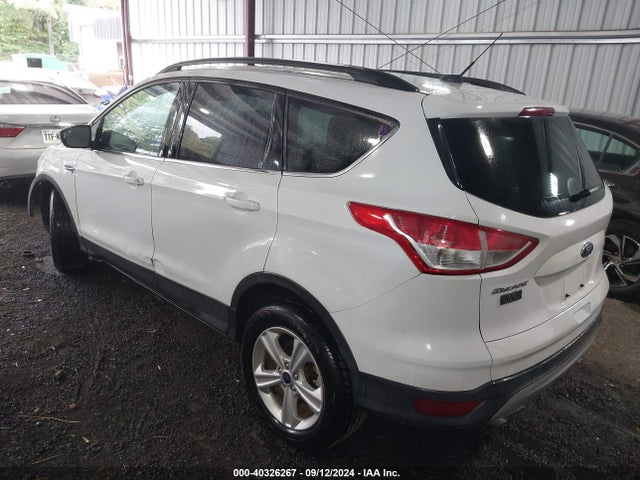40326267 :رقم المزاد ، 1FMCU0GX1GUC52309 vin ، 2016 Ford Escape Se مزاد بيع