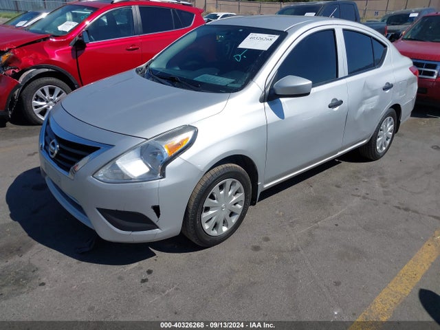 Nissan Versa 1.6 S 2018 3N1CN7AP6JL840889 Image 2